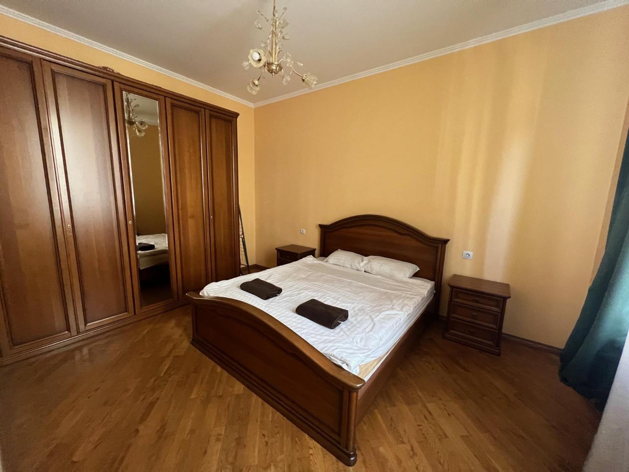 Central House Lviv Buitenkant foto